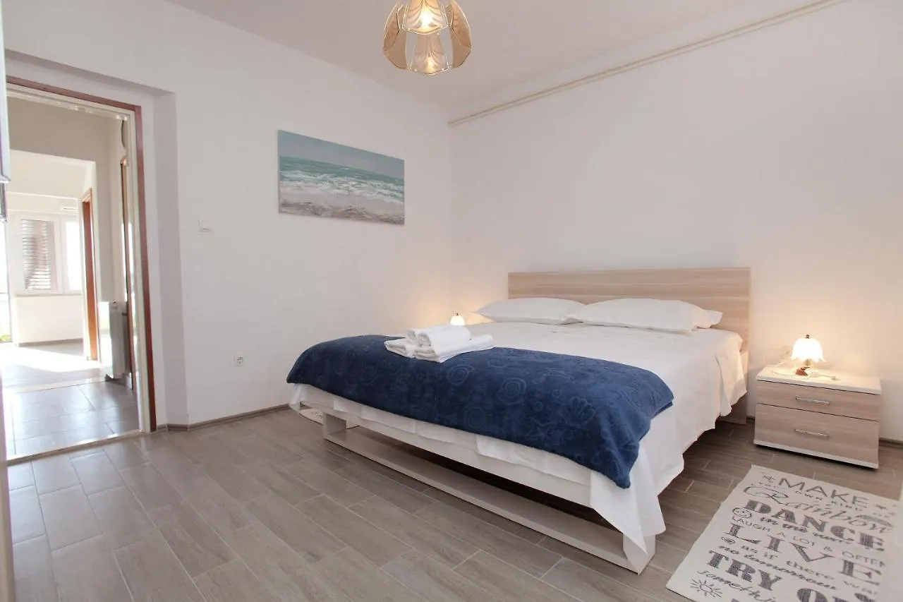 Apartment Marija Trogir 0*,
